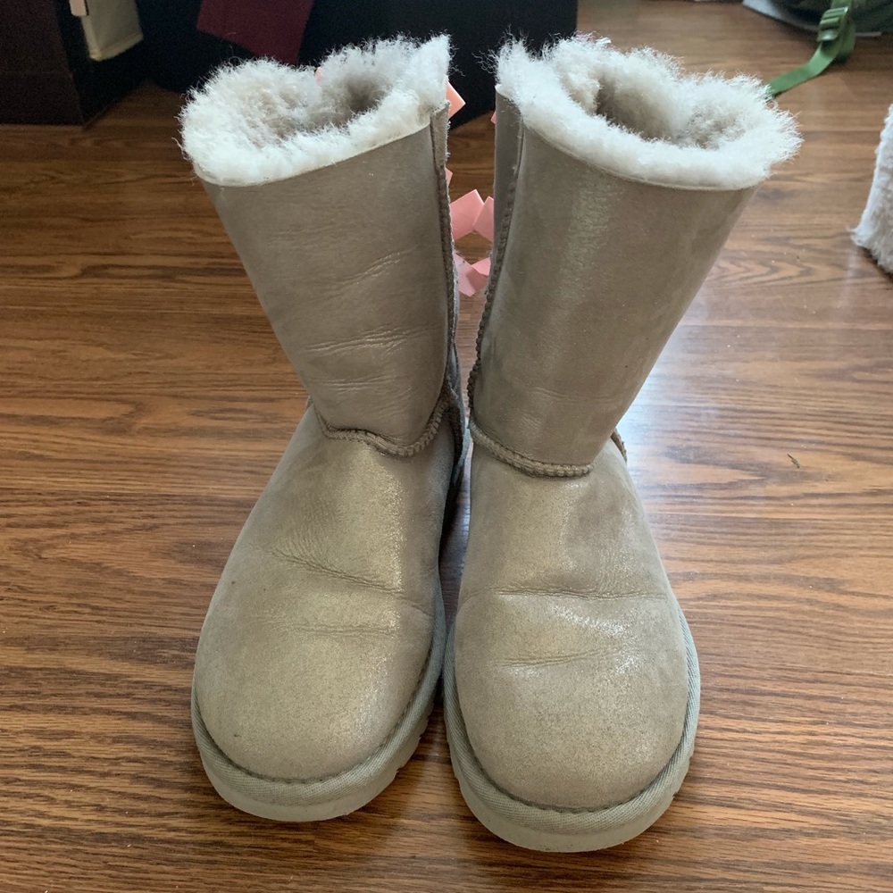 Bailey Bow UGGS